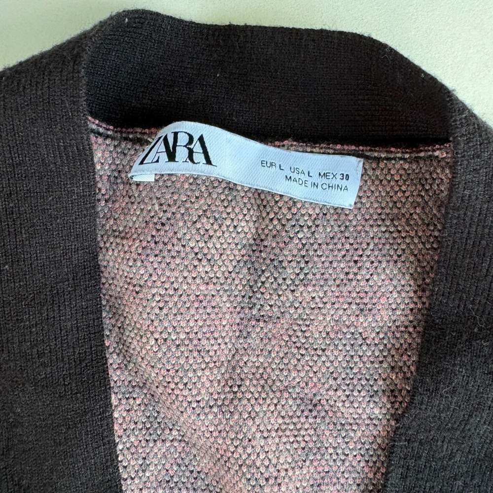 Zara Floral Jacquard Knit Cardigan Sweater Pink Black V-Neck Size Large L - Picture 2 of 4